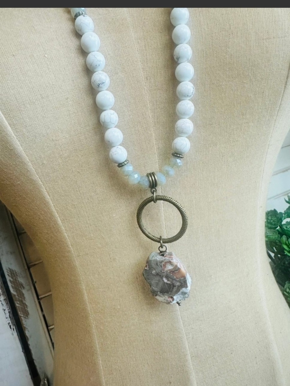 ❣️1 LEFT❣️✨PRICE DROP✨New Boho Natural Sage Agate Necklace - Picture 2 of 3